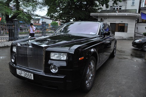 Tặng Rolls Royce Phantom giá 39 tỷ đồng để đấu giá ủng hộ nhân dân Quảng Ninh - ảnh 3