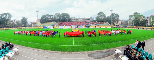 Khung cảnh lãng mạn ở Đại học Bách khoa Hà Nội - ảnh 11