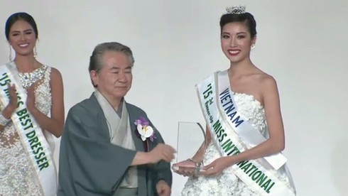 Thúy Vân - Á hậu 3 Hoa hậu Quốc tế 2015 có gì đặc biệt? - ảnh 7