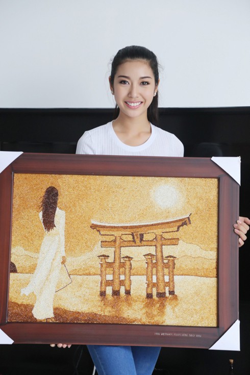 Thúy Vân - Á hậu 3 Hoa hậu Quốc tế 2015 có gì đặc biệt? - ảnh 3