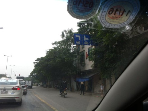 Hải Phòng: Biển báo giao thông “trốn”người đi đường - ảnh 4
