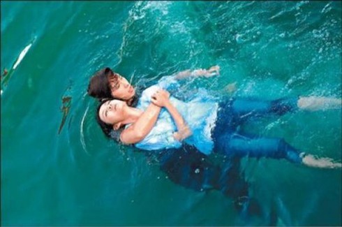 Lao ra cứu bạn, một nam sinh chết đuối - ảnh 1