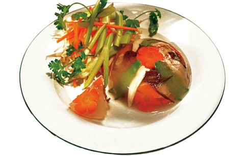 Thịt gà nấu đông - ảnh 1