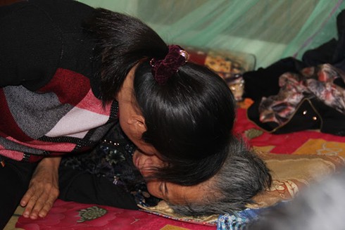 Cuộc hội ngộ của cô bộ đội và cháu bé trong bức ảnh khi giặc Trung Quốc xâm lược - ảnh 3