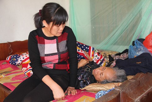 Cuộc hội ngộ của cô bộ đội và cháu bé trong bức ảnh khi giặc Trung Quốc xâm lược - ảnh 4