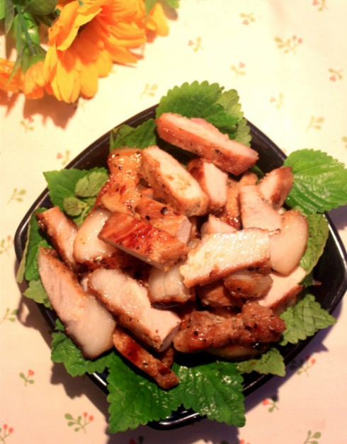 Thịt áp chảo mềm ngon, đậm đà - ảnh 1