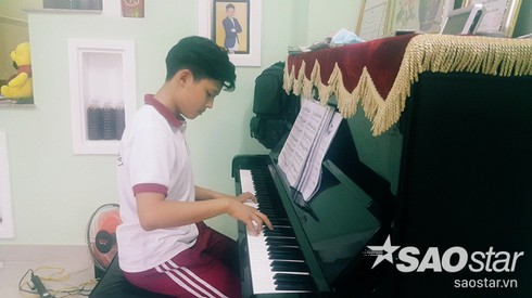 Cuộc sống hiện tại của ‘hotboy mắt hí’ - Mai Chí Công sau Giọng hát Việt nhí - ảnh 6