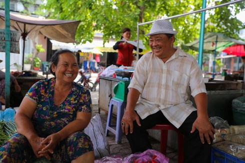 Cụ ông tự lấy đất mở chợ cho người bán hàng rong ở Sài Gòn - ảnh 9