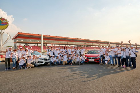 Trải nghiệm với Honda Civic Fun-to-Drive - ảnh 2
