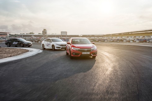 Trải nghiệm với Honda Civic Fun-to-Drive - ảnh 1
