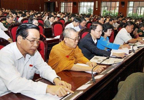 Thu nhập 9 triệu đồng/tháng phải nộp thuế - ảnh 1
