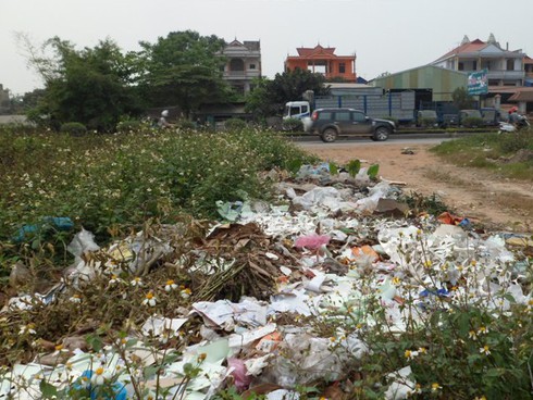 Vĩnh Phúc: Rác thải tấn công trường học, tràn ngập phố - ảnh 8