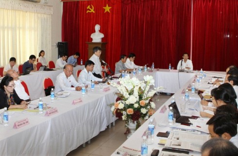 Chống lãng phí thì lãnh đạo phải làm gương - ảnh 1