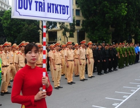 Hà Nội: Tiếp tục lắp loa tuyên truyền giao thông tại 16 nút đèn đỏ - ảnh 4
