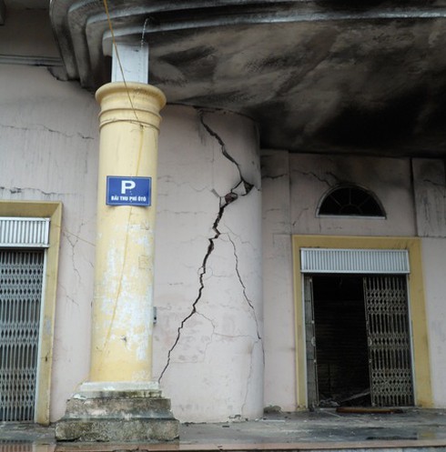 Sau cháy Trung tâm thương mại Hải Dương: Nguy cơ sụp đổ - ảnh 8