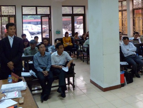 Xử phúc thẩm vụ kiện Chủ tịch Thanh Hóa: Sửa một phần bản án - ảnh 2