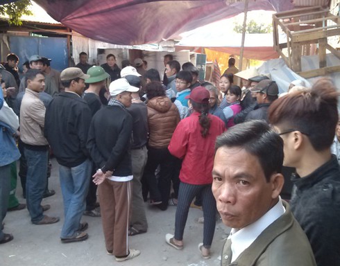 Đánh cá mang về quê làm quà, 2 vợ chồng tử vong - ảnh 1