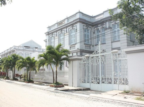 Những hình ảnh quý giá về gia đình Công Tử Bạc Liêu - ảnh 2