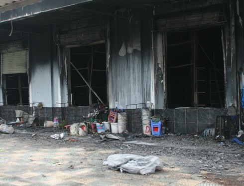 Cháy chợ Phố Hiến: Nước mắt tiểu thương vay lãi, bán nhà mua kiốt - ảnh 4