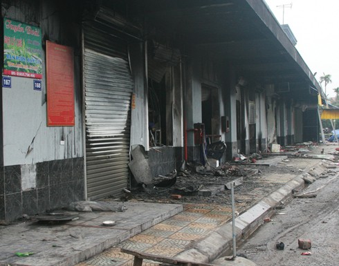 Cháy chợ Phố Hiến: Nước mắt tiểu thương vay lãi, bán nhà mua kiốt - ảnh 6