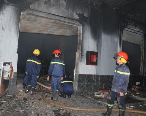 Cháy chợ Phố Hiến: Hỗ trợ mọi mặt tối đa cho tiểu thương bị thiệt hại - ảnh 1