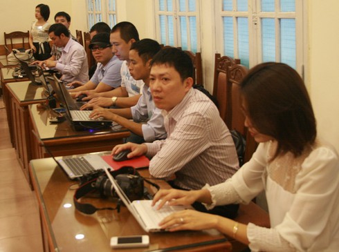Xử vụ “bầu Kiên”: 3 hãng thông tấn nước ngoài tới đưa tin - ảnh 5