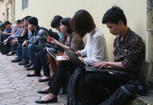 Xử vụ “bầu Kiên”: 3 hãng thông tấn nước ngoài tới đưa tin - ảnh 8