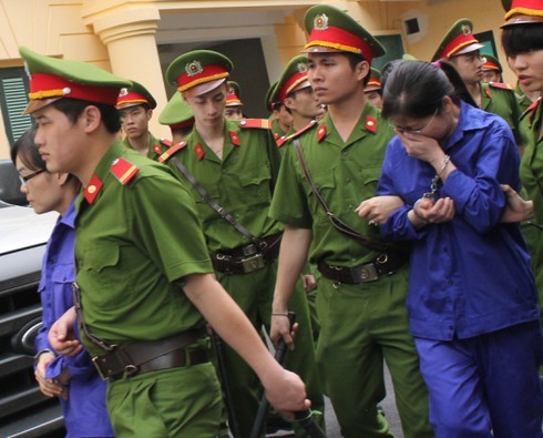 Hoãn phiên xử “bầu Kiên”: Bị cáo