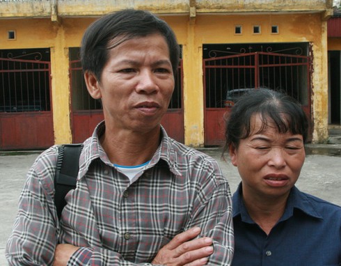 Vợ ông Chấn: “Tòa phúc thẩm đánh đố gia đình tôi” - ảnh 1