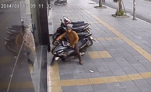 Chỉ mất vài giây phá khóa,