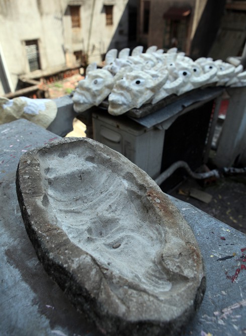 Trung thu, gặp người 35 năm thổi hồn cho... giấy - ảnh 3