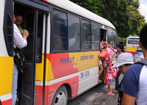 Mệt mỏi đường về quê ngày lễ - ảnh 12