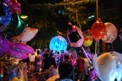 Độc đáo lễ rước đèn Trung thu Tuyên Quang giữa lòng Hà Nội - ảnh 11