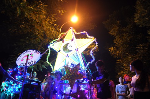 Độc đáo lễ rước đèn Trung thu Tuyên Quang giữa lòng Hà Nội - ảnh 7