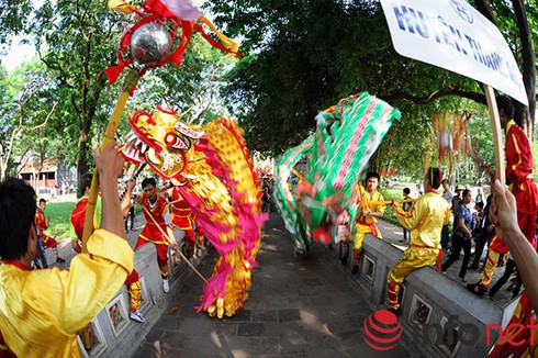 Độc đáo lễ hội múa Rồng tại Hà Nội - ảnh 10