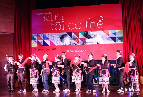 Giới thiệu văn hóa truyền thống của người dân tộc tại Hà Nội - ảnh 1