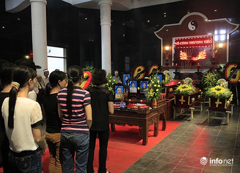 Xót thương đưa tiễn 5 nạn nhân trong đám cháy Hoàng Mai - ảnh 1