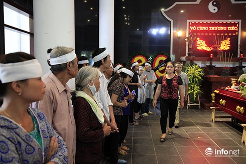 Xót thương đưa tiễn 5 nạn nhân trong đám cháy Hoàng Mai - ảnh 8