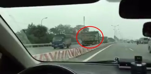 Xác minh chủ xe tải đi ngược chiều trên Quốc lộ 1A - ảnh 1