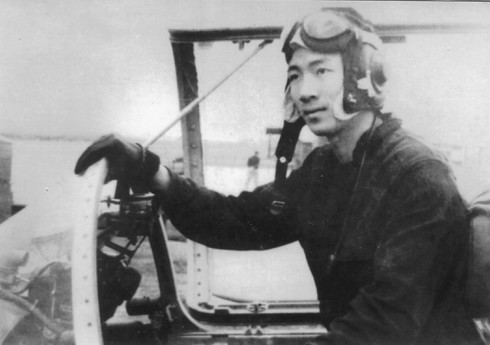 8 phút thần kỳ của phi công Hoàng Tam Hùng trong trận “Điện Biên Phủ trên không” - ảnh 1