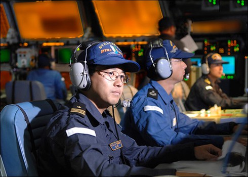 Sức mạnh tàu khu trục lớn nhất châu Á của Nhật Bản - ảnh 2