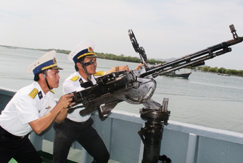 Hải đội 811 đón Tết bằng sẵn sàng chiến đấu - ảnh 2