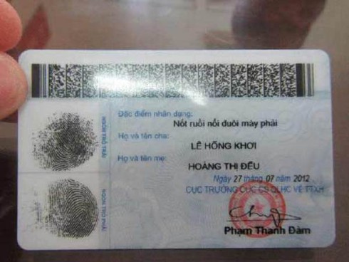 Thủ tướng đồng ý bỏ ghi tên cha mẹ trên CMND - ảnh 1
