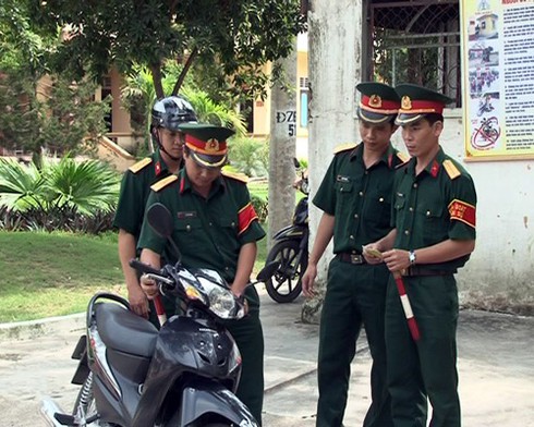 Vào xem kho dự trữ, bảo quản vũ khí của Quân khu 4 - ảnh 6