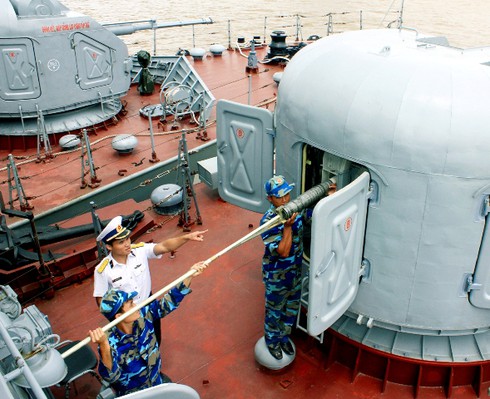 Tàu HQ-266 và HQ-267, Vùng 1 Hải quân: Tự học làm chủ vũ khí trang bị - ảnh 1