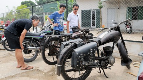 Xem xe máy Đông Đức trong ngày hội giao lưu xe cổ tại Hà Nội - ảnh 2