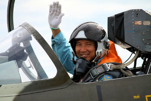 Hình ảnh học viên phi công quân sự huấn luyện trên máy bay L-39 - ảnh 5