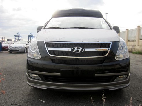 Hyundai Starex - phiên bản Limousine sang trọng có mặt tại VN - ảnh 2