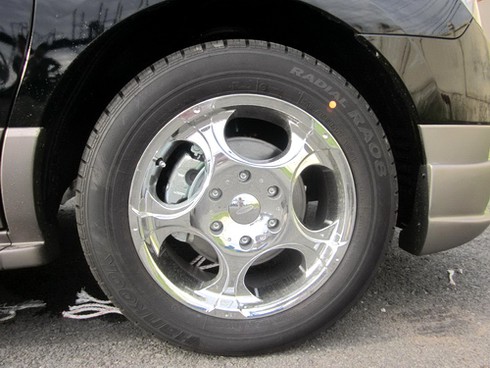 Hyundai Starex - phiên bản Limousine sang trọng có mặt tại VN - ảnh 5