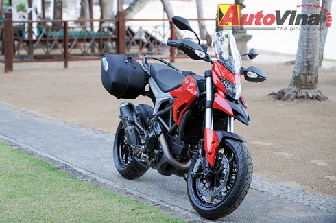 Ducati Hyperstrada giá 400 triệu tại Việt Nam - ảnh 1